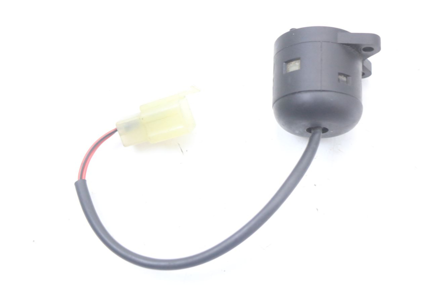 photo de WYŁĄCZNIK ZAPŁONU HONDA FES PANTHEON 2T 125 (1998 - 2002) - Szczegół części