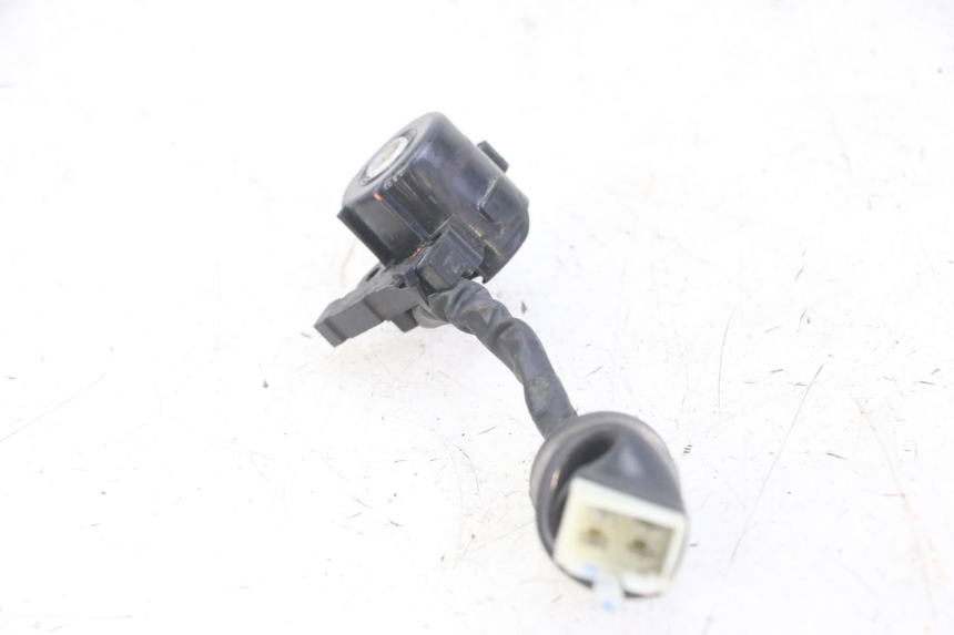 photo de WYŁĄCZNIK ZAPŁONU HONDA FORZA ABS 300 (2013 - 2017) - Szczegół części