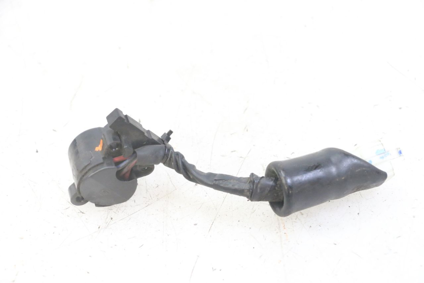 photo de WYŁĄCZNIK ZAPŁONU HONDA FORZA ABS 300 (2013 - 2017) - Zbliżenie techniczne