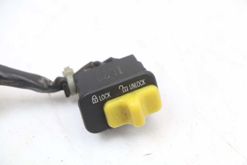 photo de WYŁĄCZNIK ZAPŁONU SYM JOYRIDE EVO 125 (2009 - 2016) - Szczegół części