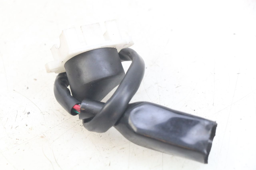 photo de WYŁĄCZNIK ZAPŁONU PEUGEOT KISBEE 4T 50 (2018 - 2022) - Zoom stanu zużycia