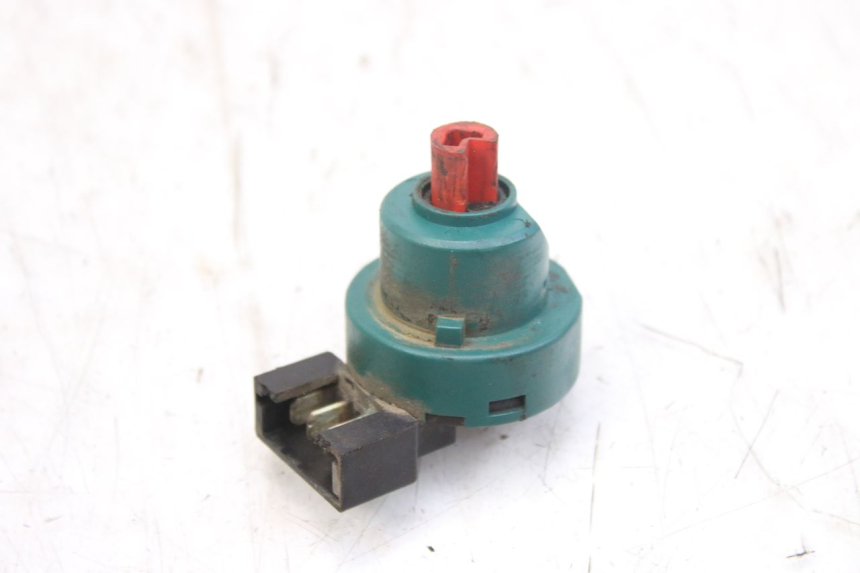 photo de WYŁĄCZNIK ZAPŁONU PIAGGIO LIBERTY 4T 50 (2004 - 2008) - Zoom stanu zużycia