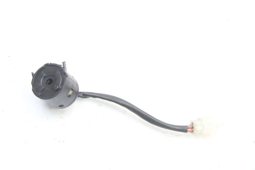 photo de WYŁĄCZNIK ZAPŁONU MBK OVETTO ONE 2T 50 (2013 - 2017) - Szczegół części