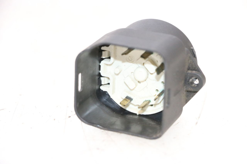 photo de WYŁĄCZNIK ZAPŁONU PIAGGIO MP3 RL 250 (2006 - 2010) - Szczegół części
