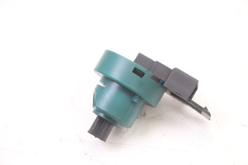 photo de WYŁĄCZNIK ZAPŁONU PIAGGIO NRG POWER PUREJET 50 (2018 - 2021) - Widok główny