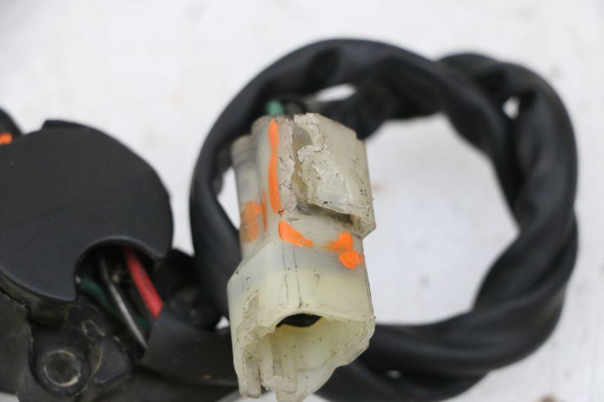 photo de WYŁĄCZNIK ZAPŁONU HONDA NSR R 125 (1994 - 2003) - Szczegół części