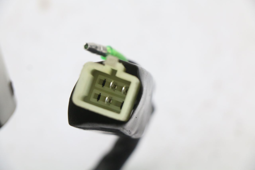 photo de WYŁĄCZNIK ZAPŁONU JM MOTORS OLDIES 4T 50 (2010 - 2020) - Zbliżenie techniczne