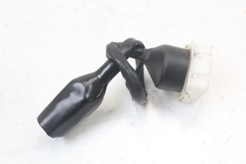 photo de WYŁĄCZNIK ZAPŁONU PEUGEOT KISBEE 2T 50 (2010 - 2017) - Inny kąt widzenia