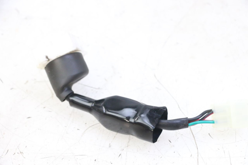 photo de WYŁĄCZNIK ZAPŁONU PEUGEOT VIVACITY 125 (2010 - 2017) - Szczegół części