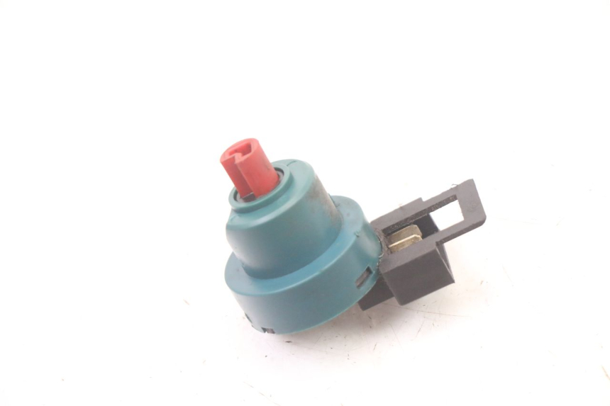 photo de WYŁĄCZNIK ZAPŁONU PIAGGIO FLY 2T 50 (2004 - 2017) - Szczegół części