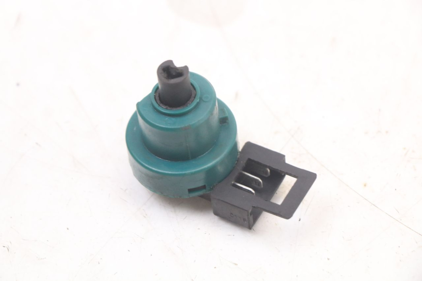 photo de WYŁĄCZNIK ZAPŁONU PIAGGIO NEW TYPHOON 50 (2010 - 2017) - Szczegół części