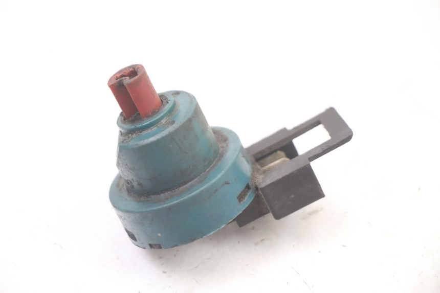 photo de WYŁĄCZNIK ZAPŁONU PIAGGIO VESPA LX 2T 50 (2005 - 2013) - Szczegół części