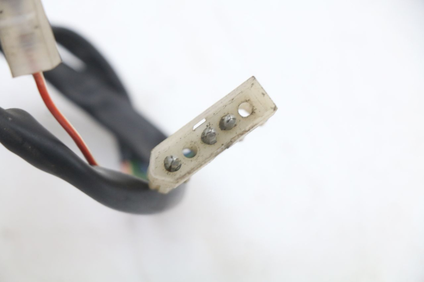 photo de WYŁĄCZNIK ZAPŁONU APRILIA RS 50 (2006 - 2010) - Zbliżenie techniczne