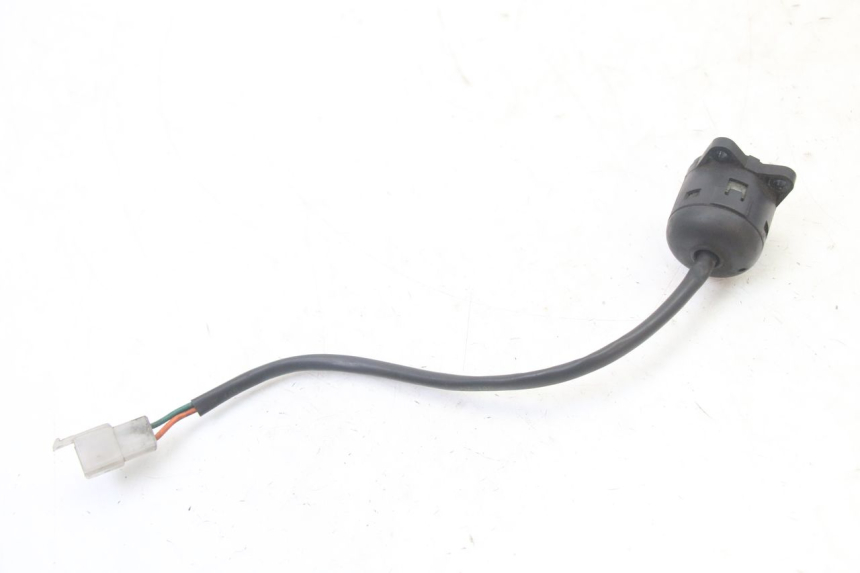 photo de WYŁĄCZNIK ZAPŁONU APRILIA SCARABEO GT TOURING 125 (1999 - 2005) - Inny kąt widzenia