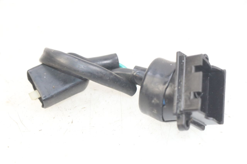 photo de WYŁĄCZNIK ZAPŁONU PEUGEOT SPEEDFIGHT 3 AIR 50 (2009 - 2015) - Inny kąt widzenia