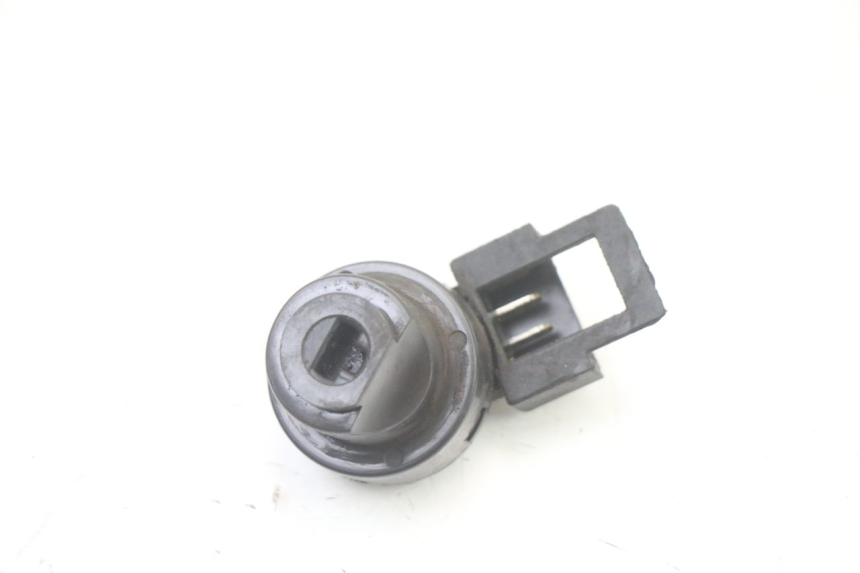 photo de WYŁĄCZNIK ZAPŁONU GILERA STALKER 50 (1997 - 2005) - Inny kąt widzenia