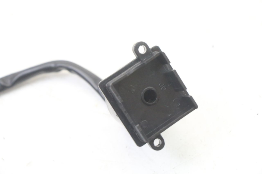 photo de WYŁĄCZNIK ZAPŁONU PEUGEOT STREETZONE I 2T 50 (2018 - 2020) - Szczegół części