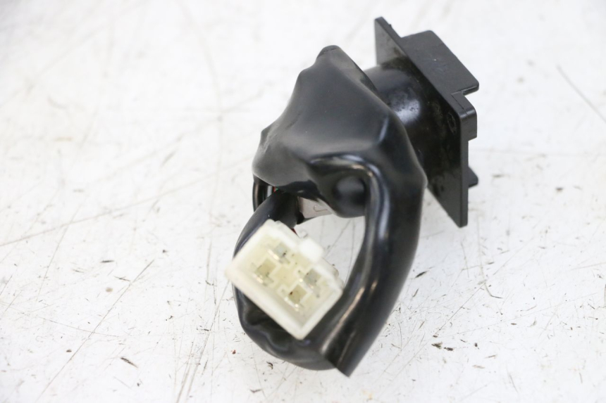 photo de WYŁĄCZNIK ZAPŁONU NECO TEMPO 4T 50 (2022 - 2026) - Inny kąt widzenia