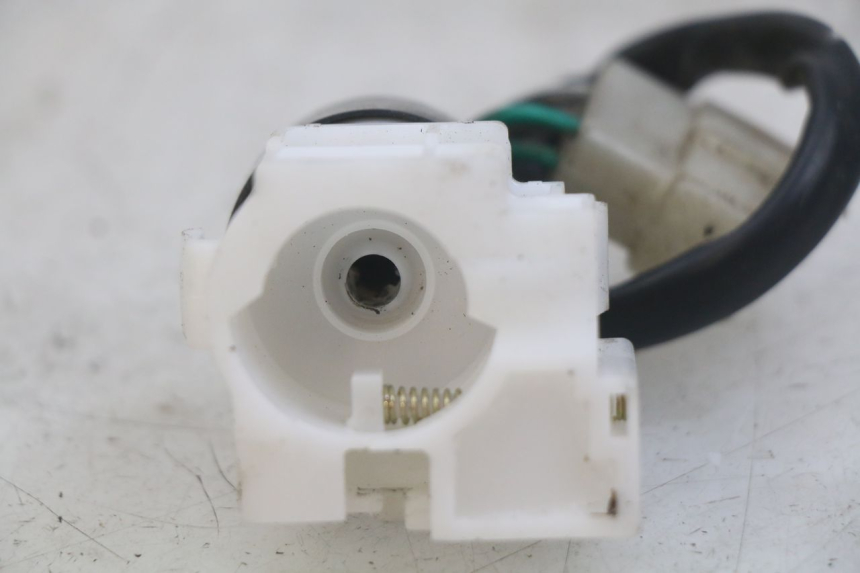 photo de WYŁĄCZNIK ZAPŁONU PEUGEOT TWEET 4T 50 (2018 - 2022) - Szczegół części