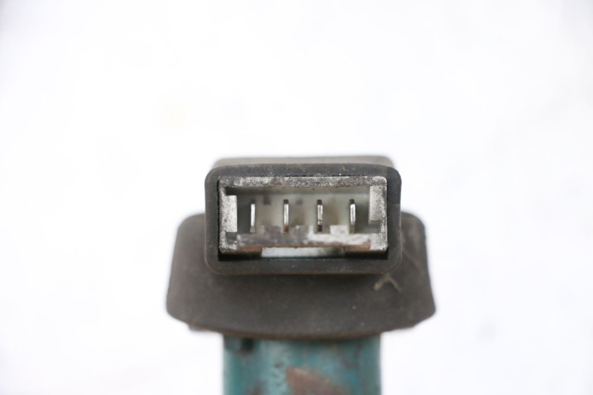 photo de WYŁĄCZNIK ZAPŁONU PIAGGIO VESPA GTS SUPER IE 125 (2009 - 2016) - Szczegół części