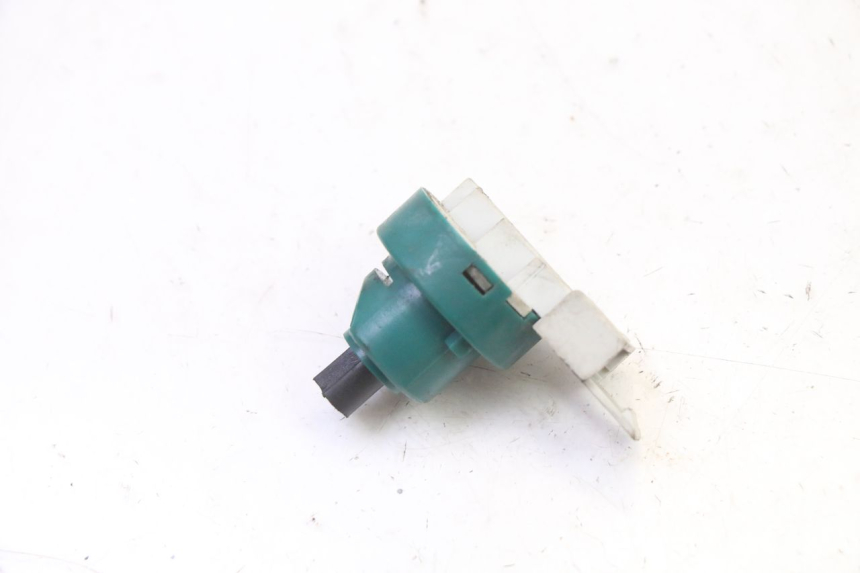 photo de WYŁĄCZNIK ZAPŁONU PIAGGIO X9 EVOLUTION 125 (2003 - 2007) - Widok główny