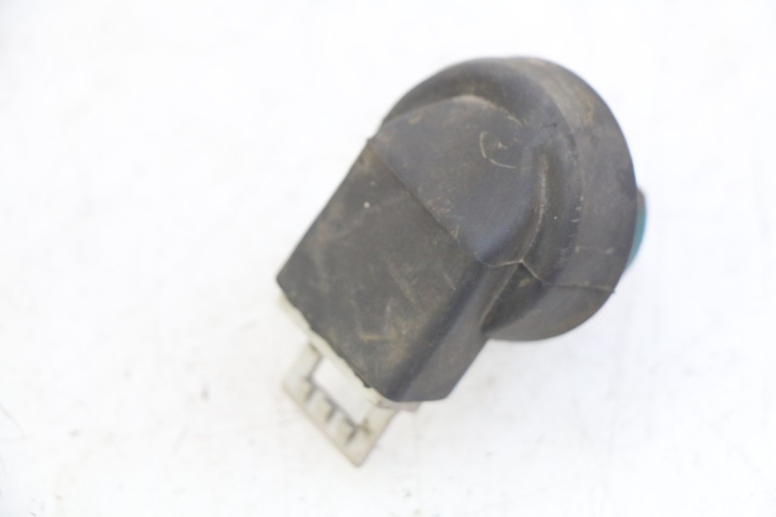 photo de WYŁĄCZNIK ZAPŁONU PIAGGIO XEVO - X EVO 125 (2007 - 2017) - Zoom stanu zużycia