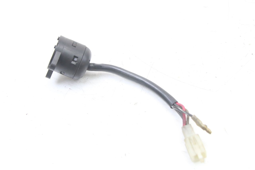 photo de WYŁĄCZNIK ZAPŁONU YAMAHA AEROX 50 (1997 - 2006) - Szczegół części