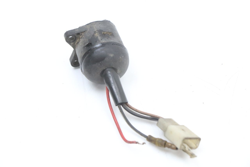 photo de WYŁĄCZNIK ZAPŁONU YAMAHA YE ZEST 50 (1992 - 1998) - Inny kąt widzenia