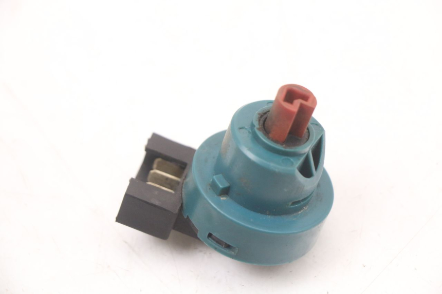 photo de WYŁĄCZNIK ZAPŁONU PIAGGIO ZIP 2T 50 (2009 - 2019) - Szczegół części