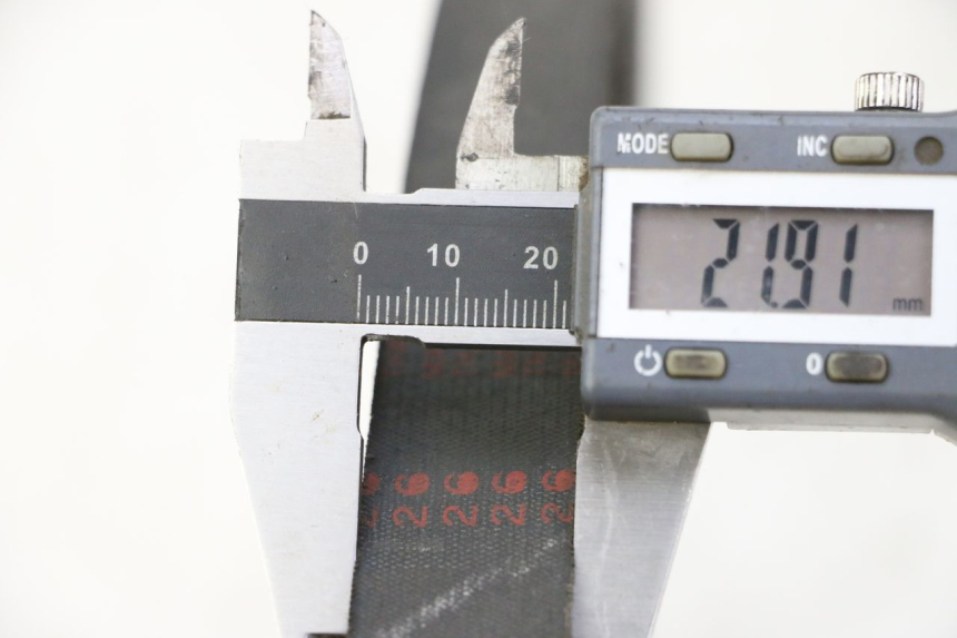 photo de PASEK SUZUKI BURGMAN 125 (2007 - 2014) - Zoom stanu zużycia