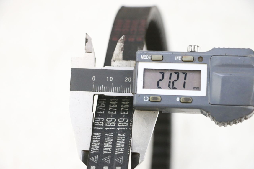 photo de PASEK YAMAHA XMAX X-MAX 125 (2006 - 2009) - Szczegół części