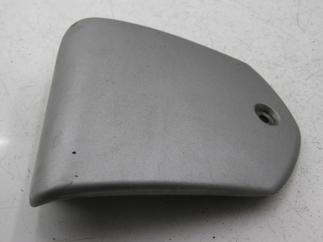 photo de OSŁONA KIEROWNICY PIAGGIO MP3 RL 125 (2006 - 2014) - Zoom stanu zużycia