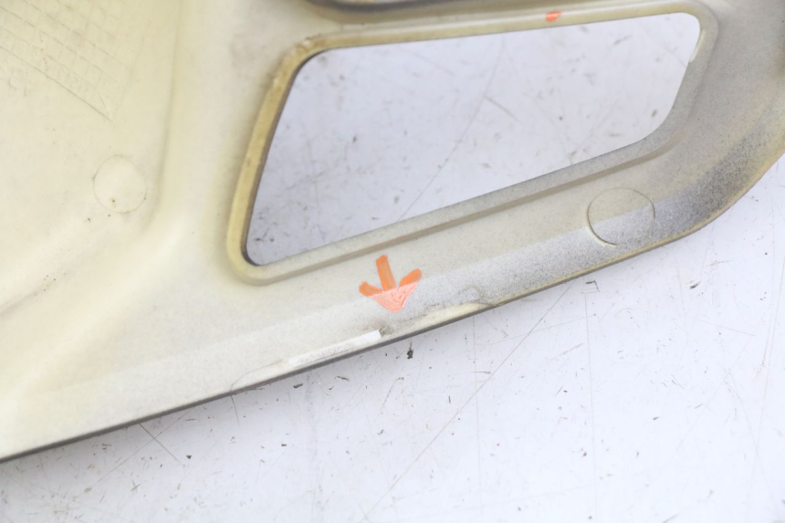 photo de OSŁONA KIEROWNICY NECO ALEXONE 125 (2017 - 2024) - Szczegóły charakterystyczne