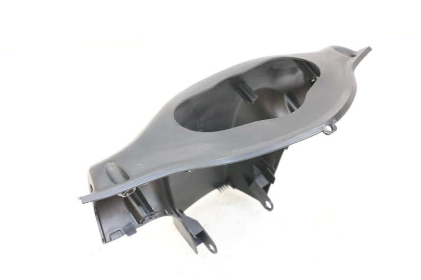 photo de OSŁONA KIEROWNICY TYLNA KYMCO AGILITY 4T 50 (2018 - 2022) - Zoom stanu zużycia