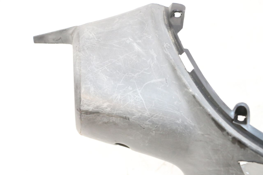 photo de OSŁONA TYLNEJ KIEROWNICY KYMCO AGILITY CITY 4T 50 (2008 - 2016) - Inny kąt widzenia