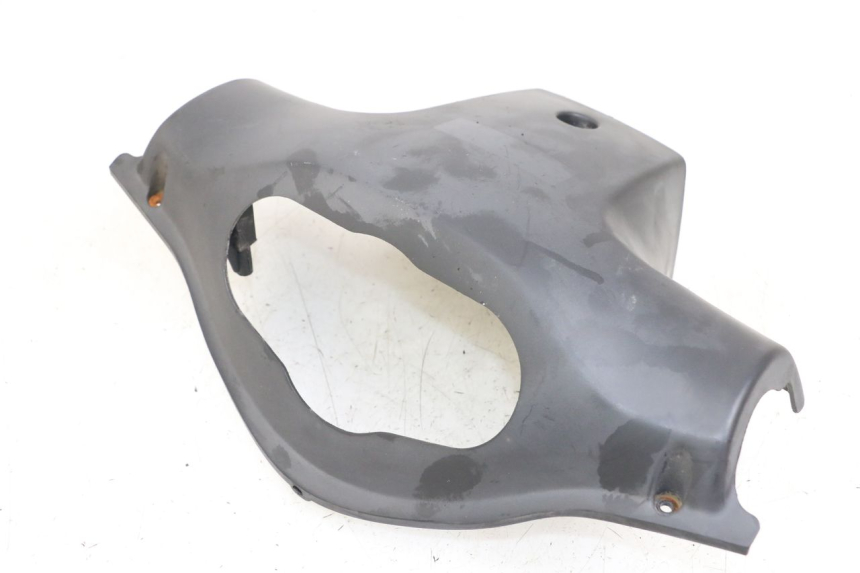 photo de OSŁONA TYLNEJ KIEROWNICY KYMCO AGILITY PREMIUM 50 (2007 - 2010) - Zoom stanu zużycia