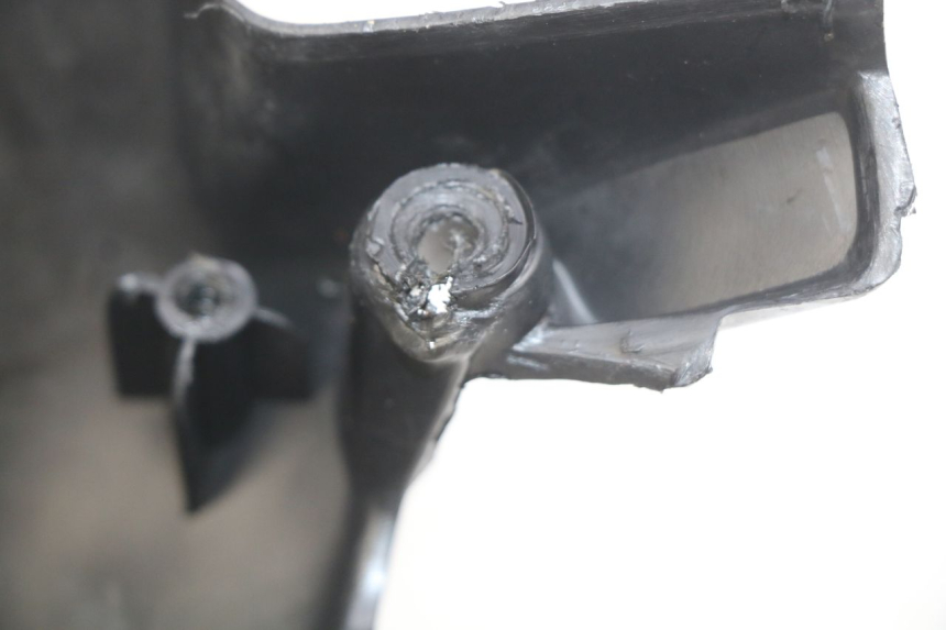 photo de OSŁONA KIEROWNICY TYLNA MBK BOOSTER SPIRIT 50 (1999 - 2003) - Część sprawdzona