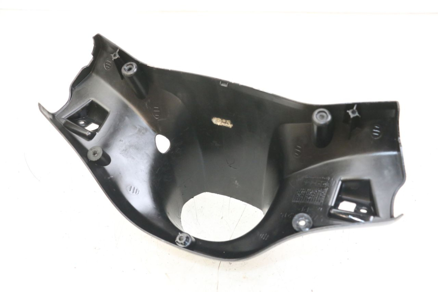 photo de OSŁONA TYLNEJ KIEROWNICY MBK BOOSTER SPIRIT 50 (2004 - 2017) - Szczegół części