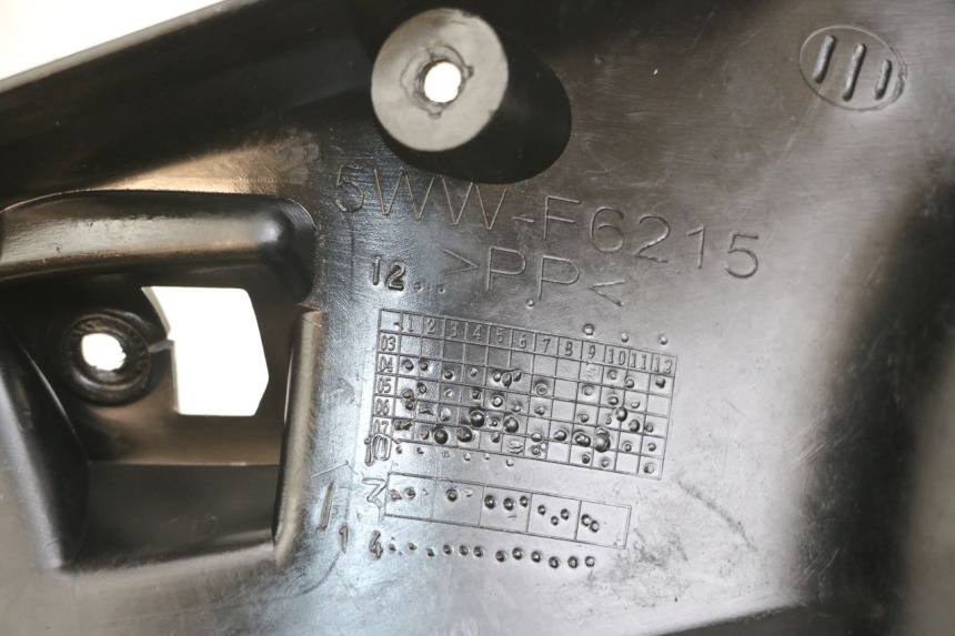 photo de OSŁONA TYLNEJ KIEROWNICY MBK BOOSTER SPIRIT 50 (2004 - 2017) - Zoom stanu zużycia