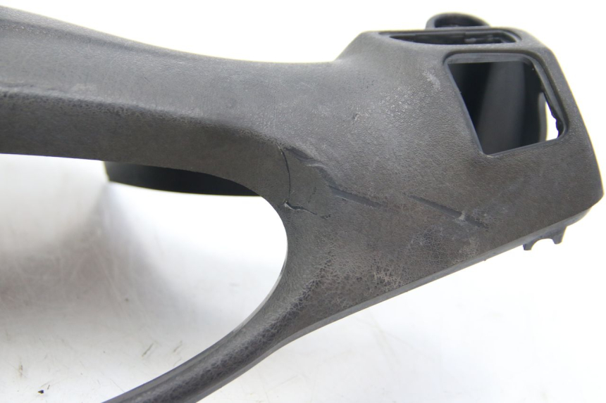 photo de OSŁONA TYLNEJ KIEROWNICY DERBI BOULEVARD 50 (2009 - 2006) - Szczegóły charakterystyczne