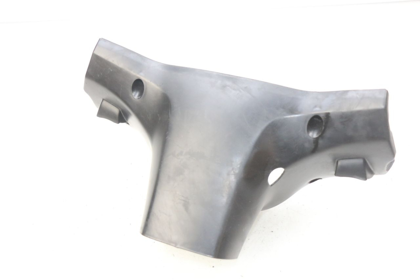 photo de OSŁONA KIEROWNICY TYLNA YAMAHA BW'S 50 (2004 - 2017) - Szczegół części