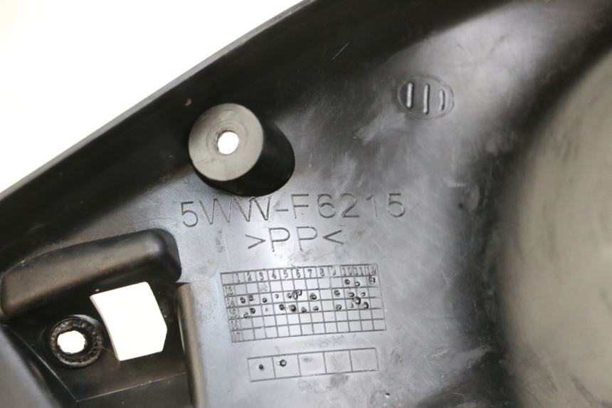 photo de OSŁONA KIEROWNICY TYLNA YAMAHA BW'S 50 (2004 - 2017) - Zoom stanu zużycia