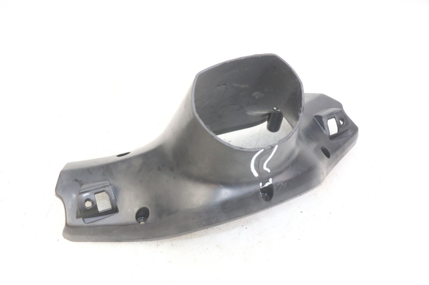 photo de OSŁONA TYLNEJ KIEROWNICY YAMAHA BW'S EASY 50 (2013 - 2016) - Szczegół części