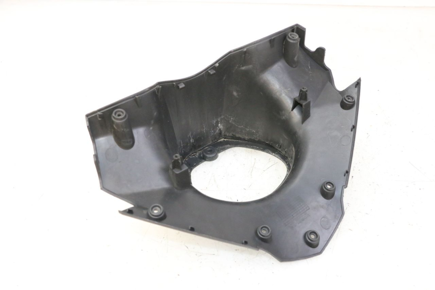 photo de OSŁONA TYLNEJ KIEROWNICY ORCAL CAVARO 4T 50 (2019 - 2023) - Zbliżenie techniczne