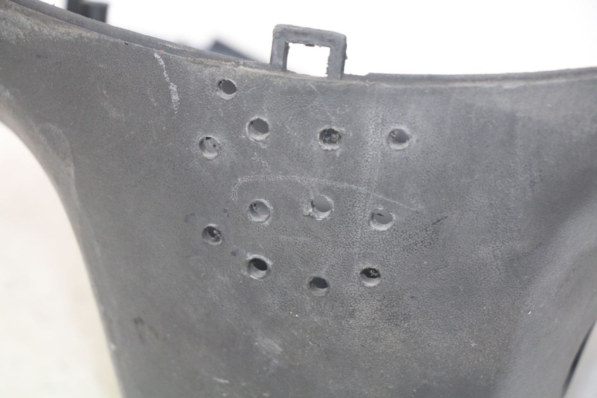 photo de OSŁONA TYLNEJ KIEROWNICY TGB CITY 2 50 (2009 - 2013) - Zbliżenie techniczne