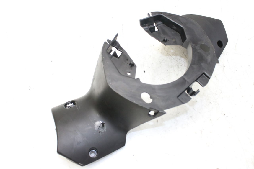 photo de OSŁONA KIEROWNICY TYLNA PEUGEOT CITYSTAR 50 (2013 - 2017) - Inny kąt widzenia