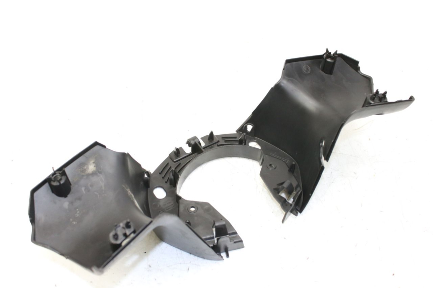 photo de OSŁONA KIEROWNICY TYLNA PEUGEOT CITYSTAR 50 (2013 - 2017) - Widok ogólny