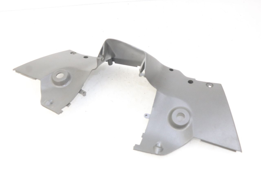 photo de OSŁONA KIEROWNICY TYLNA SUZUKI CP 80 (1985 - 1996) - Zoom stanu zużycia