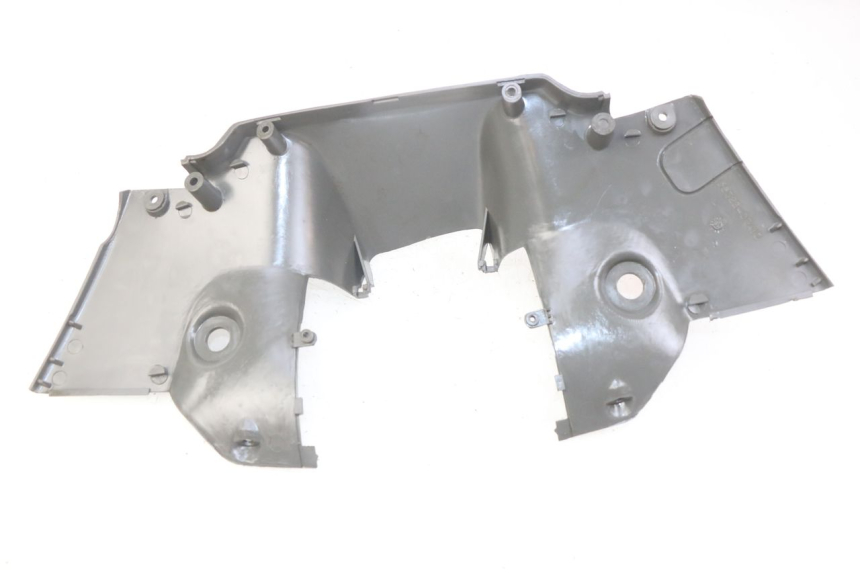 photo de OSŁONA KIEROWNICY TYLNA SUZUKI CP 80 (1985 - 1996) - Zbliżenie techniczne