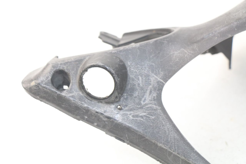 photo de OSŁONA KIEROWNICY TYLNA YAMAHA CYGNUS X INJECTION 125 (2007 - 2013) - Inny kąt widzenia